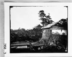 旧江戸城写真ガラス原板　西桔橋東側石垣上より乾二重櫓方面 image