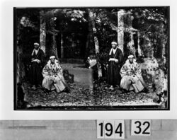 和服の男性2人(撮影地不詳) / Two Men in Japanese Clothing (Photograph Location Unknown) image