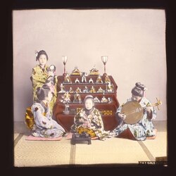雛人形の前の少女たち / Girls with the Hina Ningyo Doll Display image