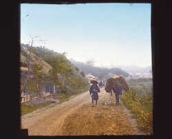 街道を行く馬子と馬 / Packhorse Driver and Horse on the Highway image