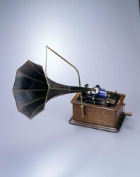 円筒式蓄音器 / Gramophone with Cylinder image