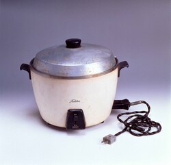 電気釜 自動保温式 / Electric Rice Cooker, Automatic Keep Warm Type image