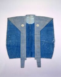 江戸小紋地着物他一括資料 裃(肩衣)浅葱麻地鮫文丸に花菱紋付 / Collection of Edo Komon Kimono and Other Materials, Kamishimo (Kataginu) with Sharkskin Pattern and Maru ni Hanabishi Crest on Light Blue-green Linen image