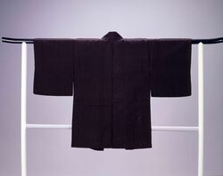 江戸小紋地着物他一括資料 羽織 茶綿地(裏:黒綿地小花文) / Collection of Edo Komon Kimono and Other Materials, Brown Cotton Haori (Lining: Small Floral Pattern on Black Cotton) image