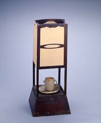 角行灯 / Kaku Andon (Square-shaped Lamp) image