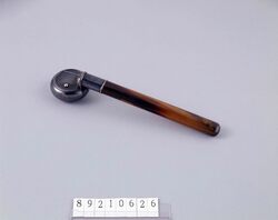 水牛筒銀墨壷矢立 / Yatate (Portable Writing Set) with Buffalo Horn Shaft and Silver Ink Pot image