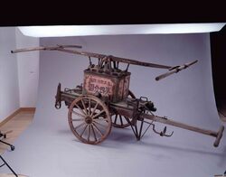 腕用ポンプ / Hand Pump Fire Engine image