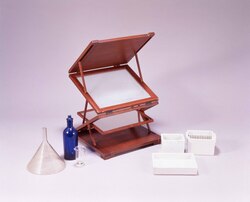 乾板現像用器具(定着箱) / Developing Equipment for Dry Plate Camera (Fixing Box) image