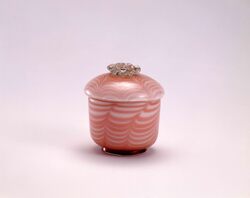 蓋付菓子鉢 / Confectionery Bowl with Lid image