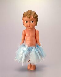 セルロイド人形 羽毛付踊り子風 / Celluloid Doll, Dancer with Feathers image