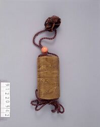 遠山若松蒔絵印籠 / Inro (Small Nested Caddy) with Distant Mountain and Young Pine Design in Makie image