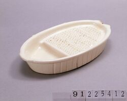 陶製おろし器 / Ceramic Radish Grater image