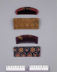 亀甲文櫛袋 りんどう文蒔絵櫛 / Comb Case with Tortoise Shell Design, Comb with Gentiana Scabra Design in Maki-e image