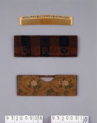 花文刺繍櫛袋 / Comb Case with Flower Embroidery image