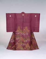 紫絽地網干螢模様染縫小袖 / Kosode Kimono of Purple Silk Gauze with Drying Nets and Firefly Design image