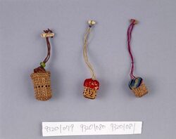 竹皮袋物根付 / Bamboo Leather Pouch Netsuke (Hanging Charm) image
