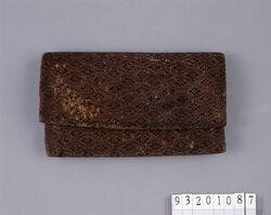 甲州印伝三ツ折升形財布 / Square Kōshū Inden (Lacquered Deerskin Leather) Trifold Wallet image