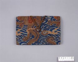 波に龍文錦織紙入 / Brocade Purse with Design of Dragon and Waves image