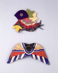 押絵羽根形守袋 / Oshi-e Feather-shaped Amulet Case image