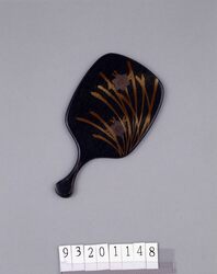 水仙文手鏡 / Hand Mirror with Design of Daffodils image