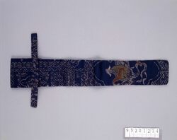 鶴乗仙人文舞扇袋 / Dance Fan Bag with Design of a Hermit Riding a Crane image