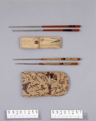 花文布製箸袋 金箸 / Cloth Bag for Chopsticks with Floral Design, Gold Chopsticks image