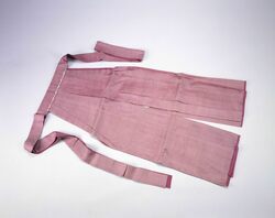 藤紫絹地 袴 / Hakama (Pleated Trousers) of Mauve Silk image
