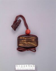 近江八景蒔絵印籠 / Inro (Small Nested Caddy) with Eight Views of Ohmi in Makie image