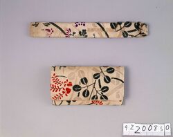 萩文織懐中たばこ入れ / Textile Pocket Tobacco Pouch with Bush Clover Pattern image