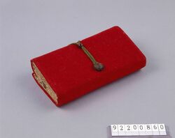 紅羅紗化粧具入 / Red Woolen Cloth Cosmetic Box image