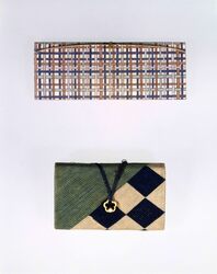 市松片身変り文鏡入 鶴文手鏡 / Mirror Case with Two Different Checkered Patterns, Hand Mirror with Crane Design image