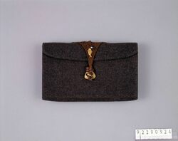 鼠羅紗引網仕立金具紙入 / Nezumi Rasha Fabric Wallet Made with Trawling Net Pin image