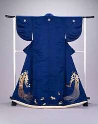 紺繻子地薬玉模様縫打掛 / Uchikake Over-Kimono of Deep Blue Satin with Flower Ball Pattern image