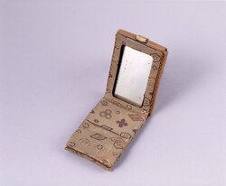 パナマ編鏡入 鏡 / Woven Toquilla Straw Mirror Case, Mirror image
