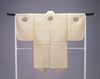 羽織/Firefighter’s Clothing (Surcoat of White Gauze with Paulownia Crest) image
