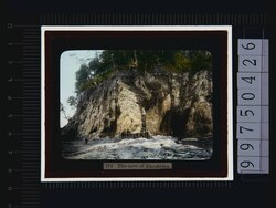 江ノ島 洞窟(幻燈原板) image