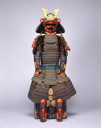 白檀塗本小札青糸威童具足(付属品共) image