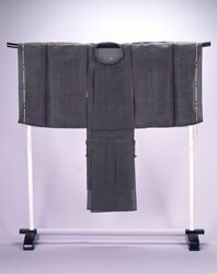 松葉重精好布衣(和宮付広敷番之頭大熊鐸之助着用) image