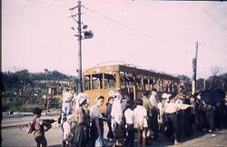 市電を待つ人々 1 / People Waiting for the Tram 1 image